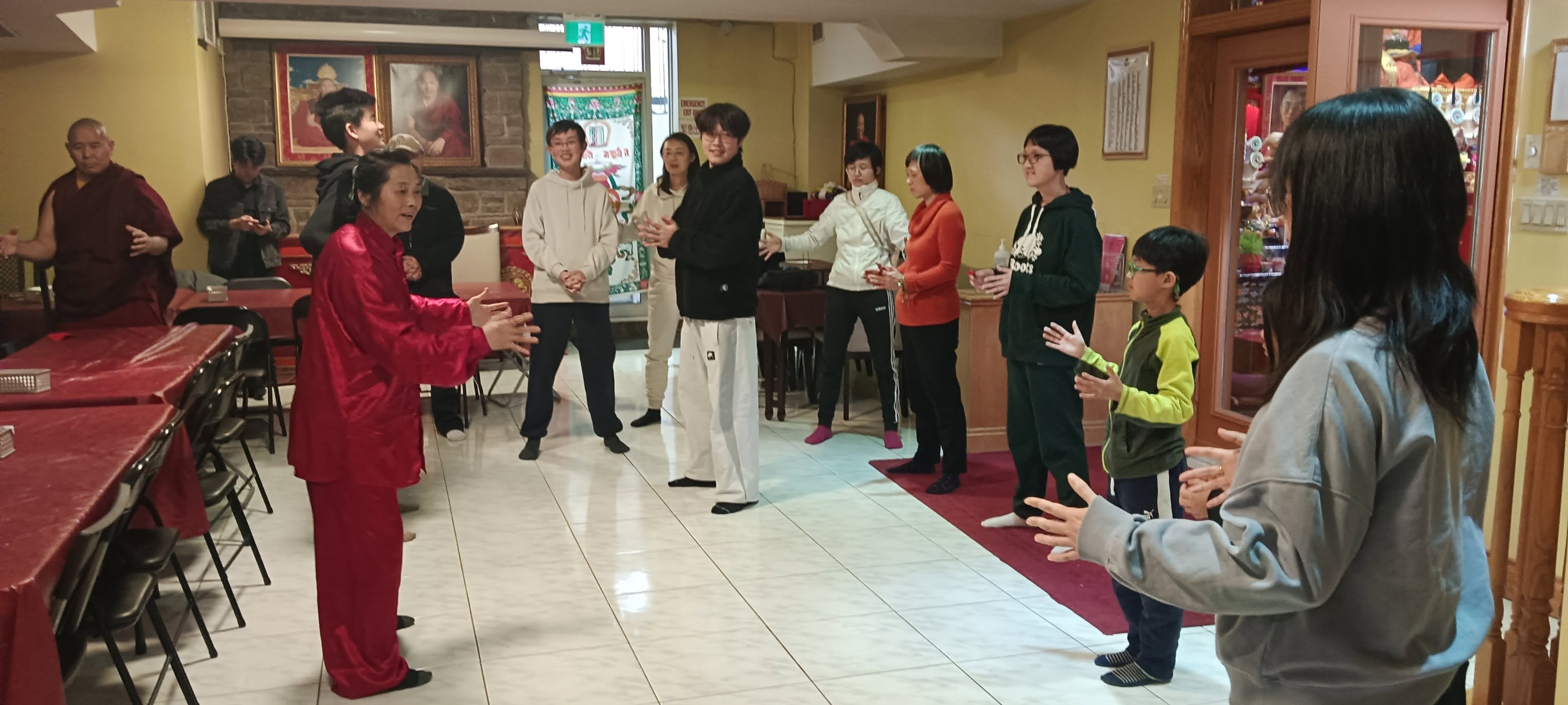 Tai Chi Playing photo 2